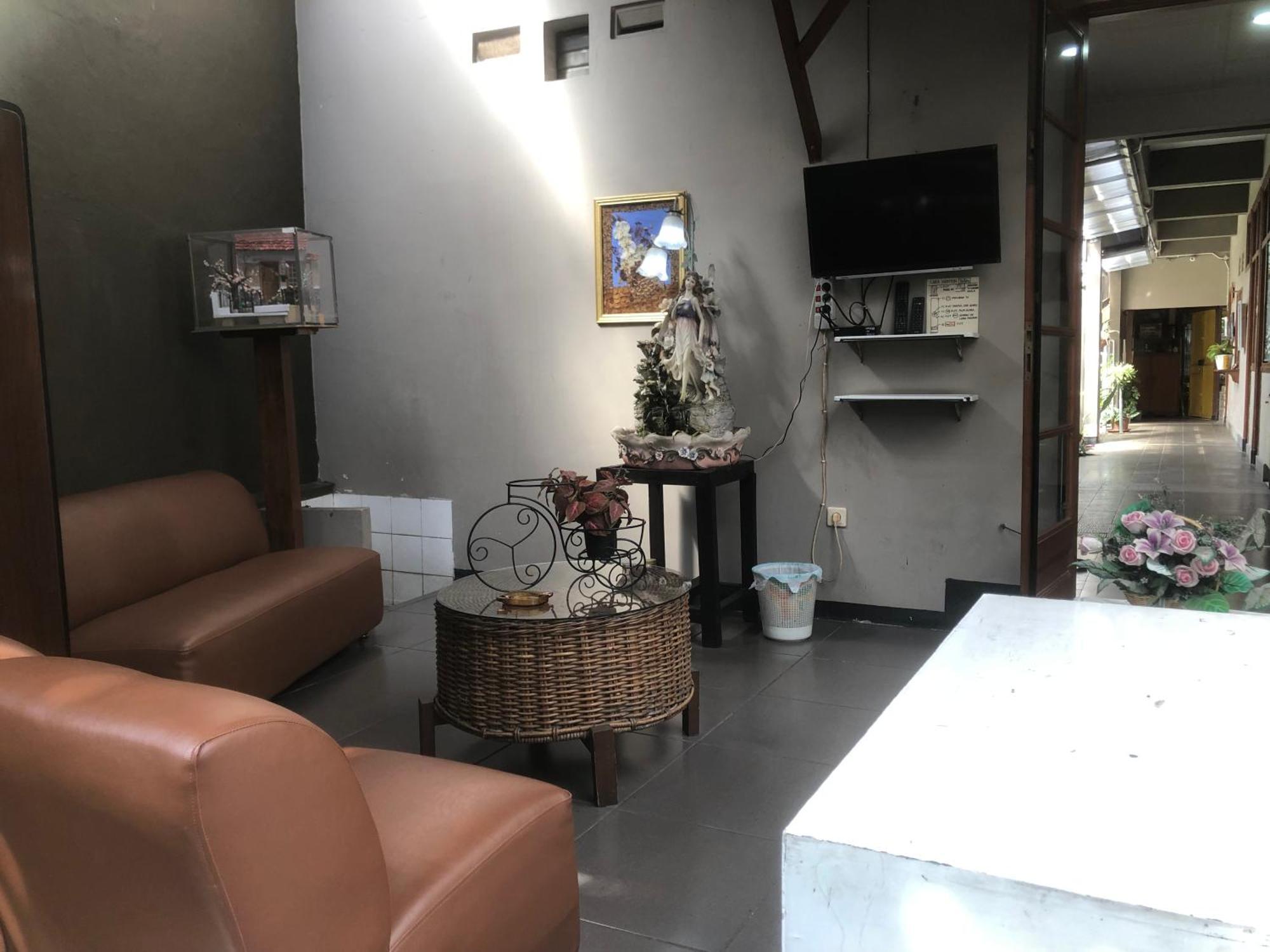 De Riau Guesthouse Bandung Exteriér fotografie
