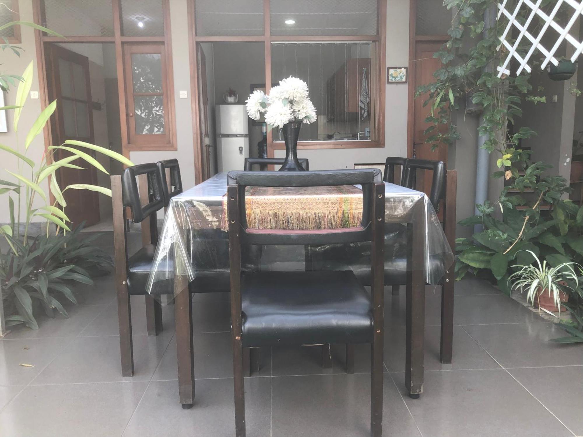 De Riau Guesthouse Bandung Exteriér fotografie